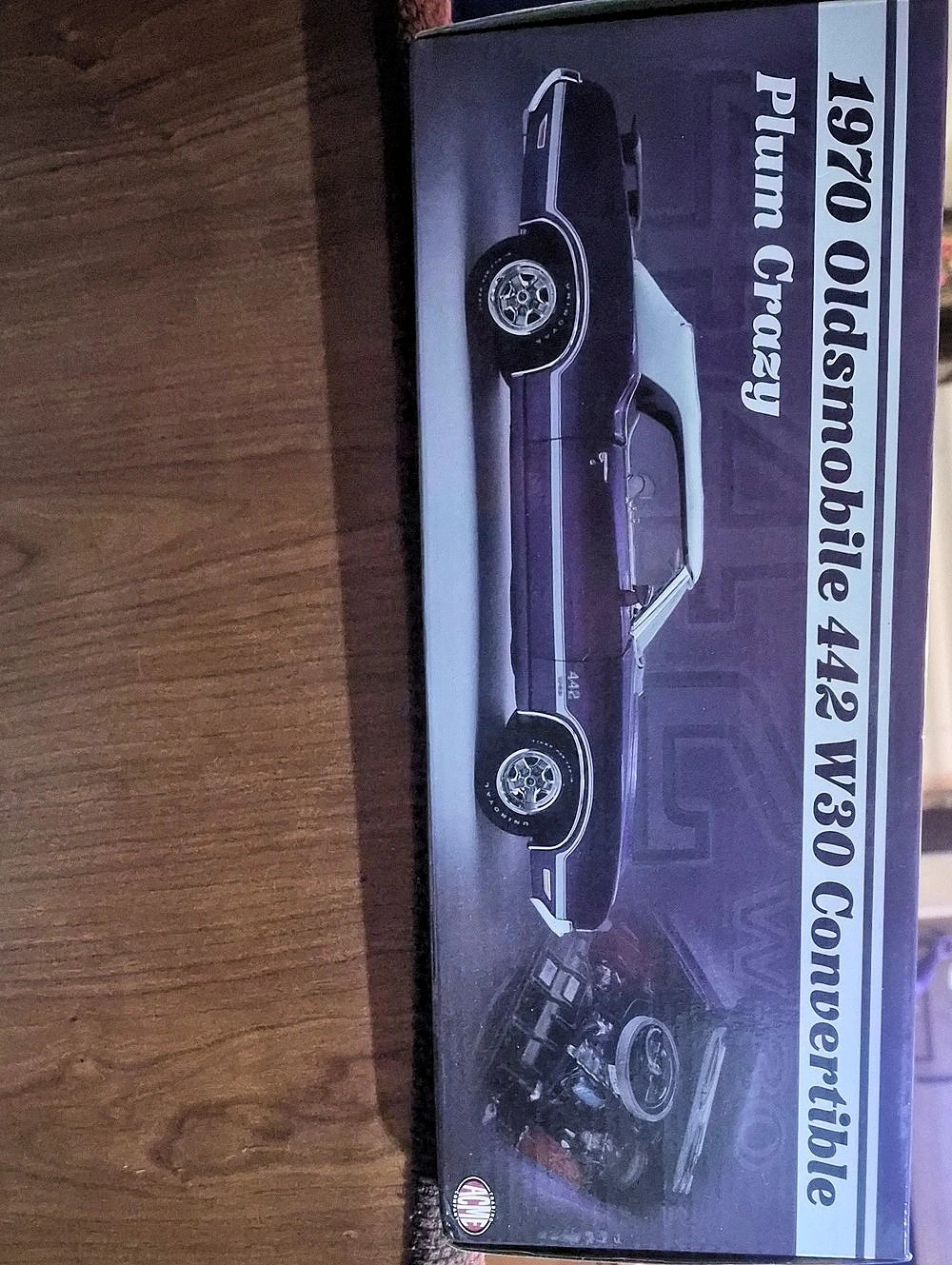 NIB ACME 1970 Oldsmobile 442 W30 Convertible Plum Crazy Diecast